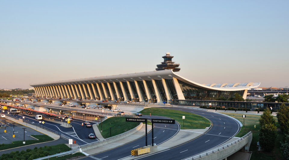 United to invest more than half a billion-dollars on Washington Dulles Hub